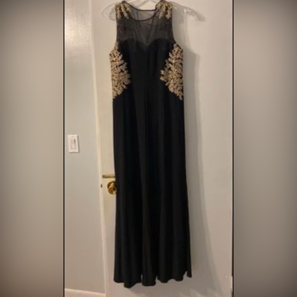 Formal Gown - Picture 2 of 2